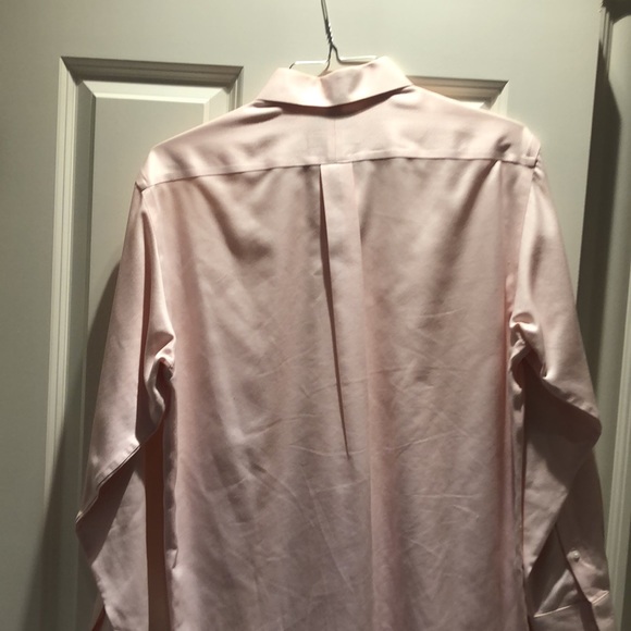 Cremieux light pink button down - Picture 2 of 3